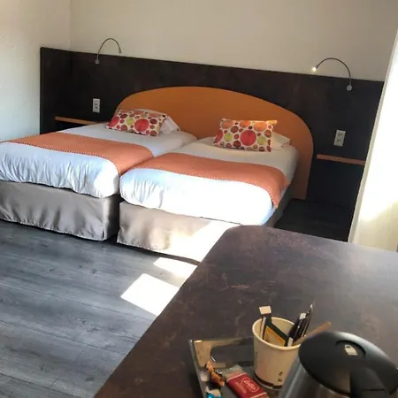 Hotel Les Tilleuls Montbeliard Sud 3*